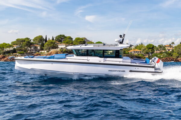 Axopar 37 Cabin – Daily Rental